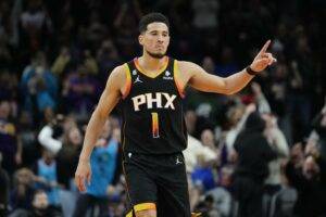NBA Night in Review: Suns one defeat away from Cancun